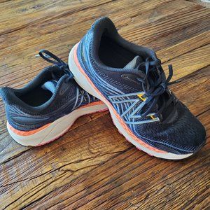 New Balance 860 Women's